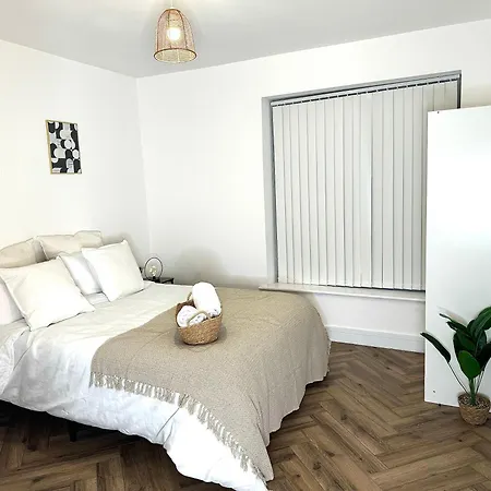 Birmingham City 2 Bed Luxury Apartment Exterior photo