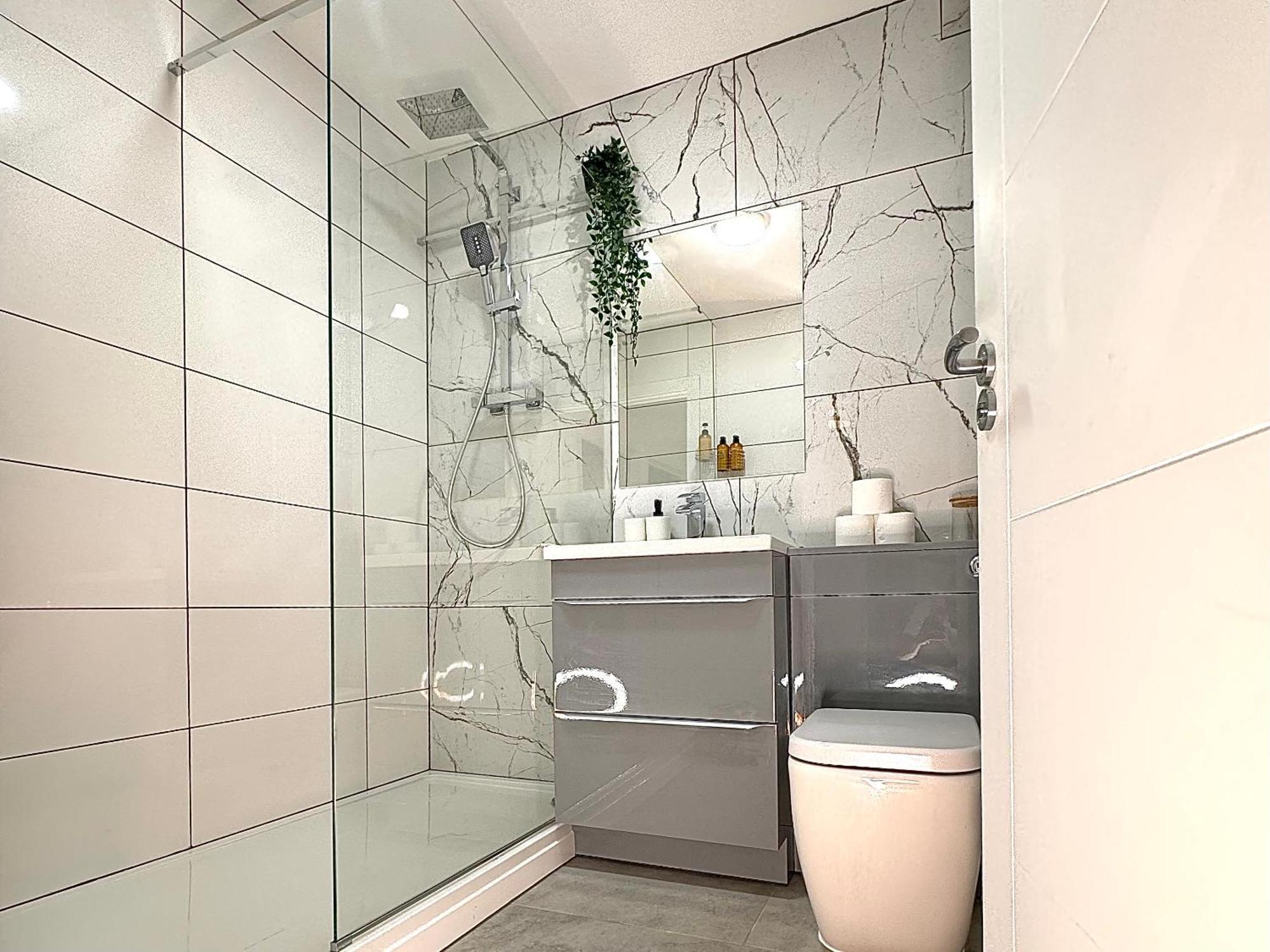 2 Bed Luxury Appartement